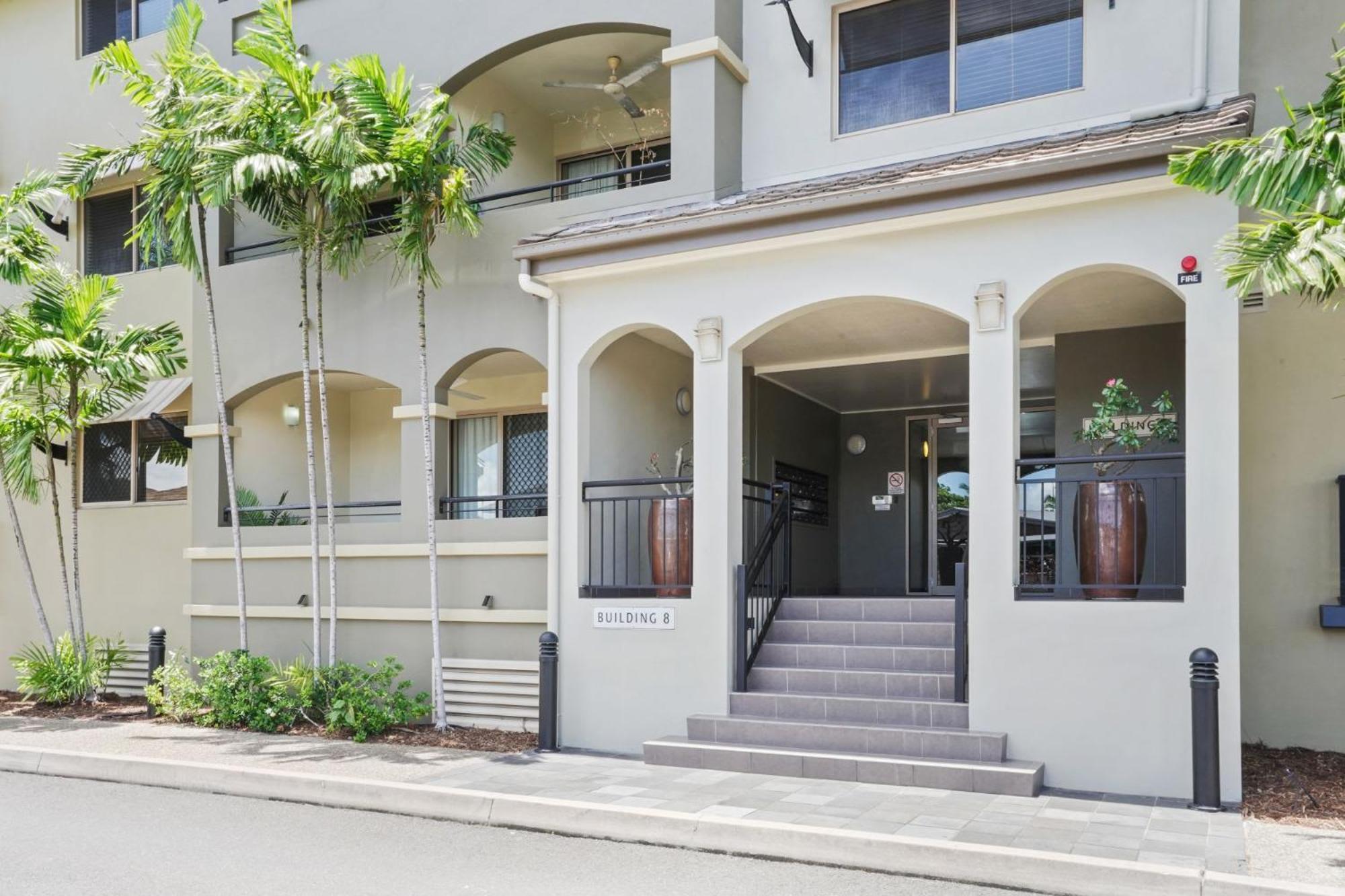 Cairns One Resort Style Living Westcourt Exterior photo