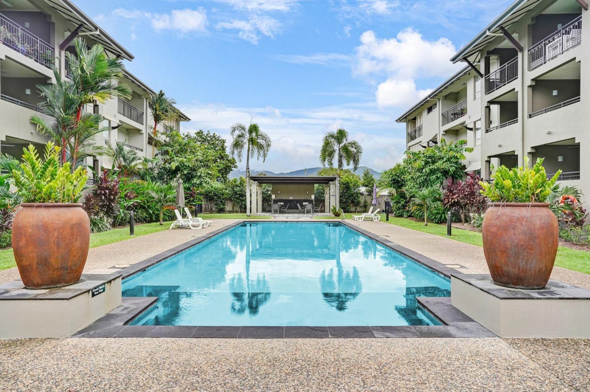 Cairns One Resort Style Living Westcourt Exterior photo